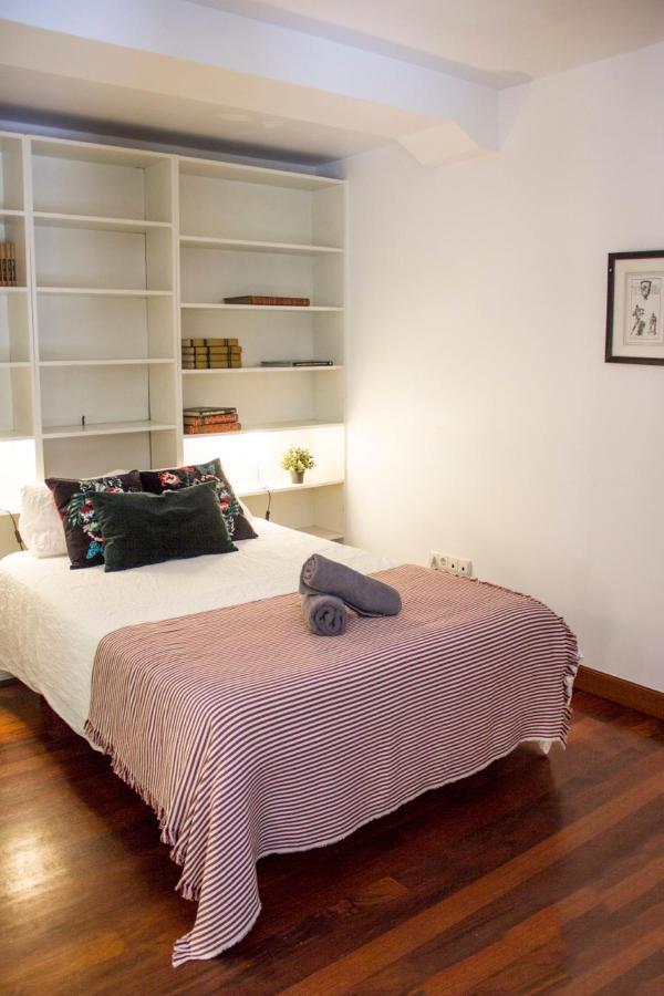 Central, Spacious And Authentic Family Appartement